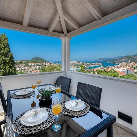 Panoramic View Apartment